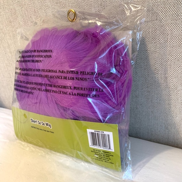 Short Go Go Wig Purple - NEW - Picture 3 of 4